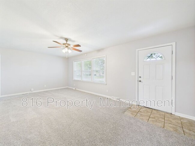 Building Photo - 10525 Skiles Ave
