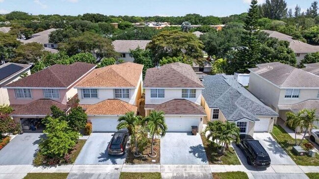 Building Photo - 4131 Eastridge Cir