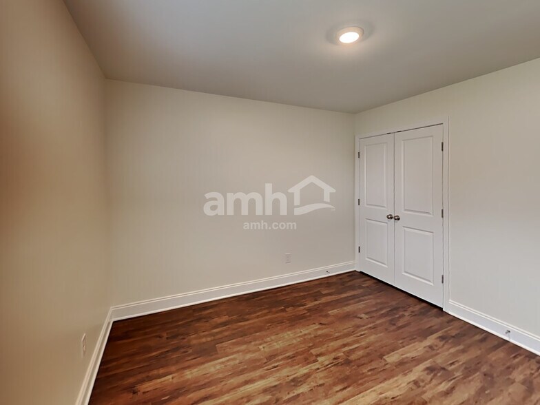 Building Photo - 3915 Dignity Ct