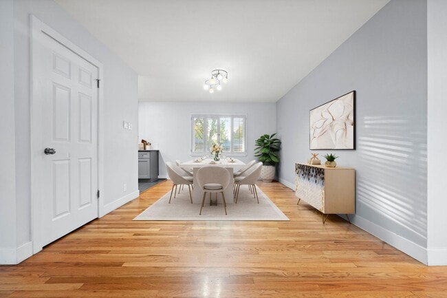 Building Photo - Available NOW! 4 Bedroom 3 Bath Beautiful ...