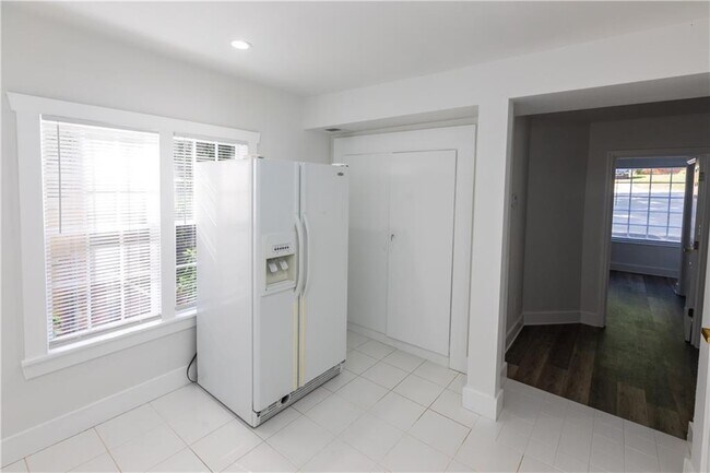 Building Photo - 88 Karland Dr NW