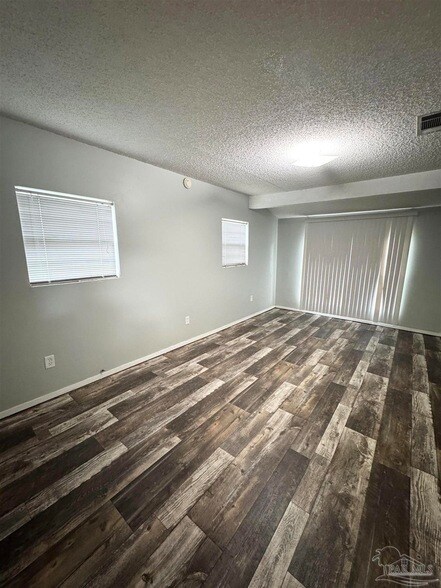Building Photo - 4516 Charmonte Way