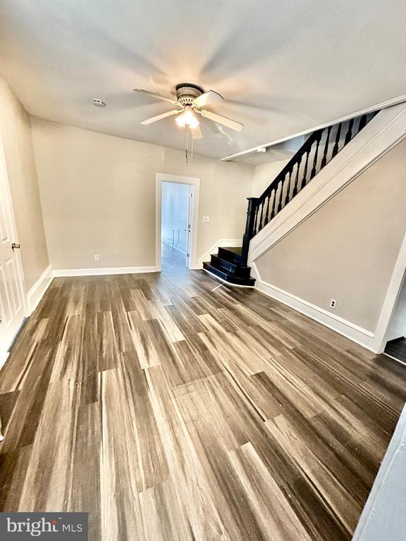 Building Photo - 360 Elm Ave