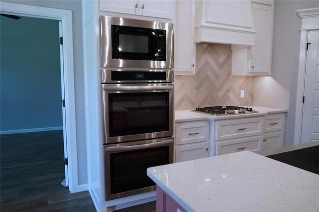 Building Photo - 5500 Carmel Crk Dr