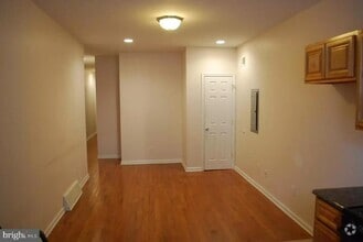 Building Photo - 827 Reed St