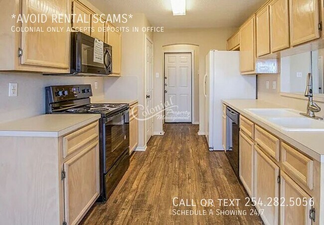 Building Photo - 4510 Hondo Dr