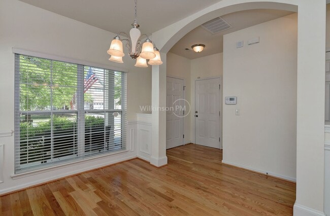 Building Photo - Big & Nice 3Br/2.5Bth Townhome in Steele Creek by Harris Teeter Shopping Center