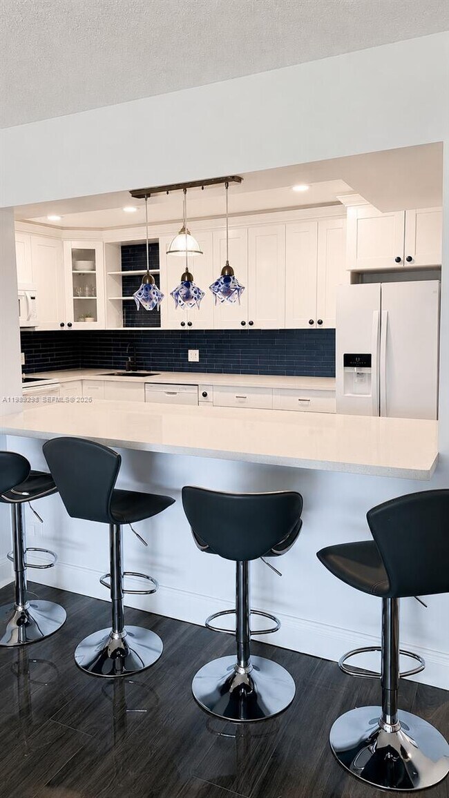 Building Photo - 2681 S Course Dr