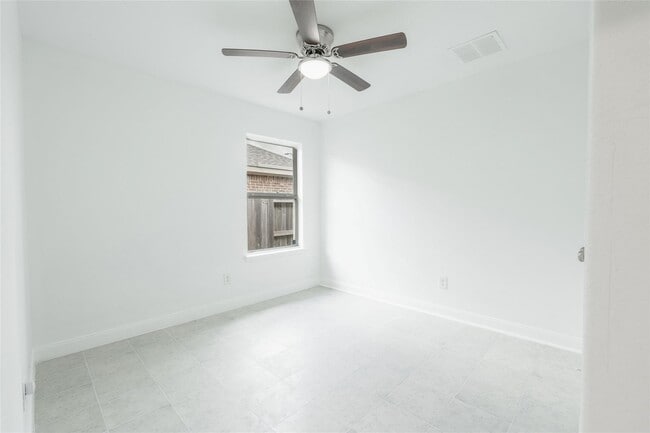 Building Photo - 24207 Asher Hollow Ln
