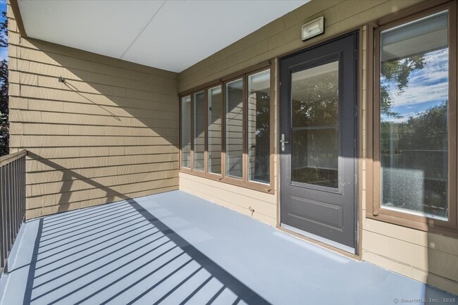 Building Photo - 85 Viscount Dr
