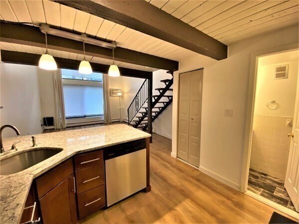 Building Photo - 993 Massachusetts Ave