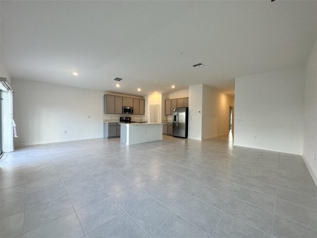 Building Photo - 1529 Cumberland Ave