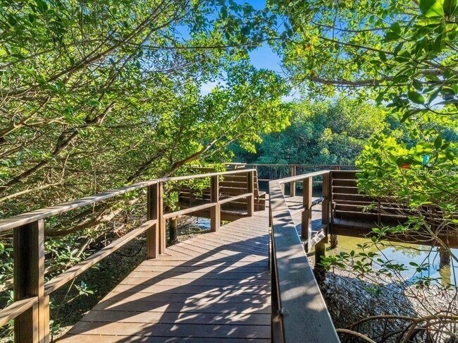 Building Photo - 2904 Lichen Ln