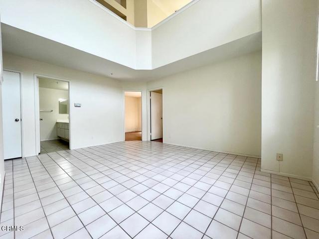 Building Photo - 723 Kingfisher Way