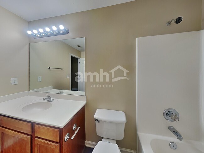 Building Photo - 2551 Fieldview Way