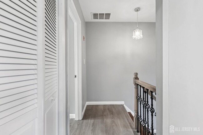 Building Photo - 1086 Schmidt Ln