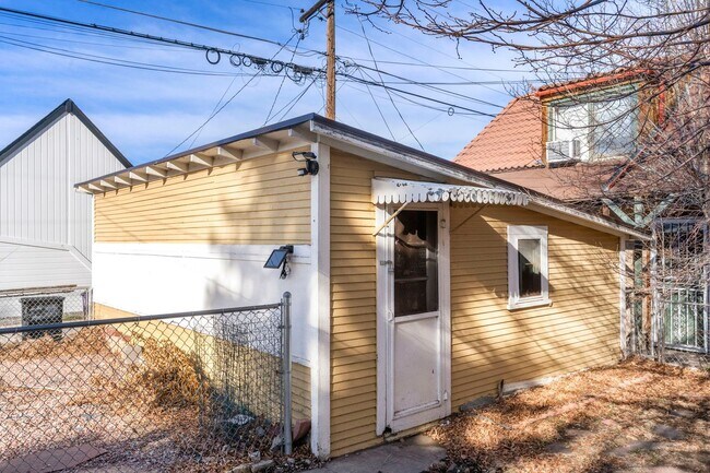 Building Photo - 2255 S Gilpin St