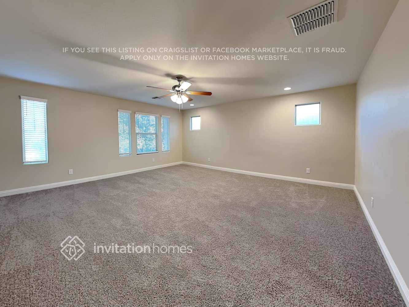 Building Photo - 3293 E Sheffield Rd