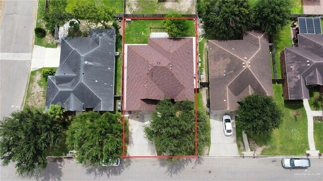 Building Photo - 1104 N Boston College Dr