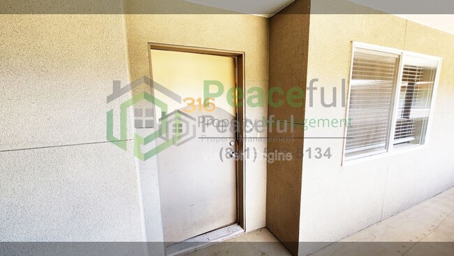 Building Photo - 4340 S Highland Dr