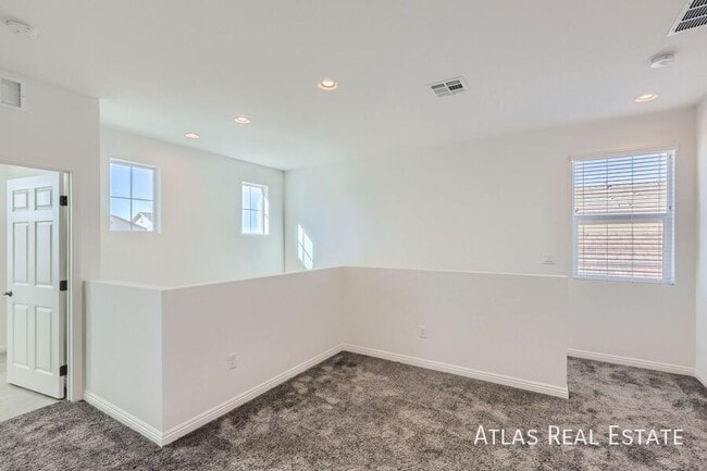 Building Photo - 4044 N Atoll Reefs St