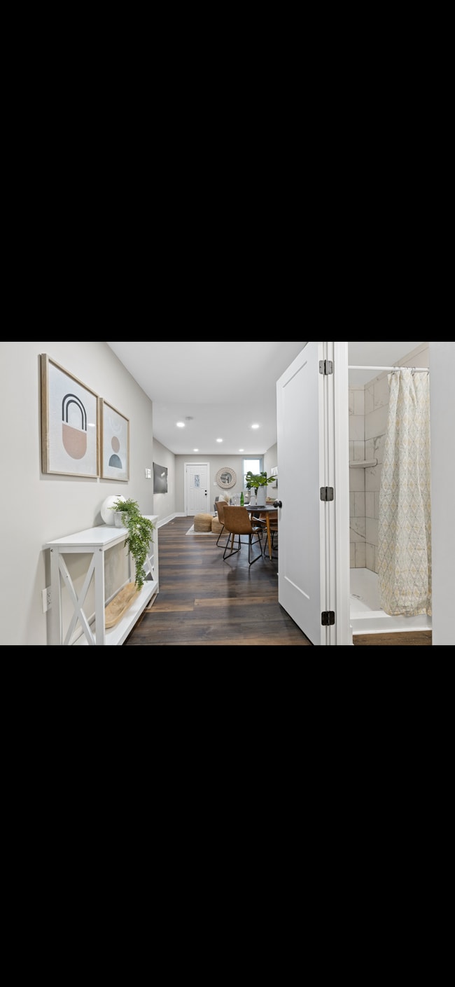 Building Photo - 1510 Ramsay St