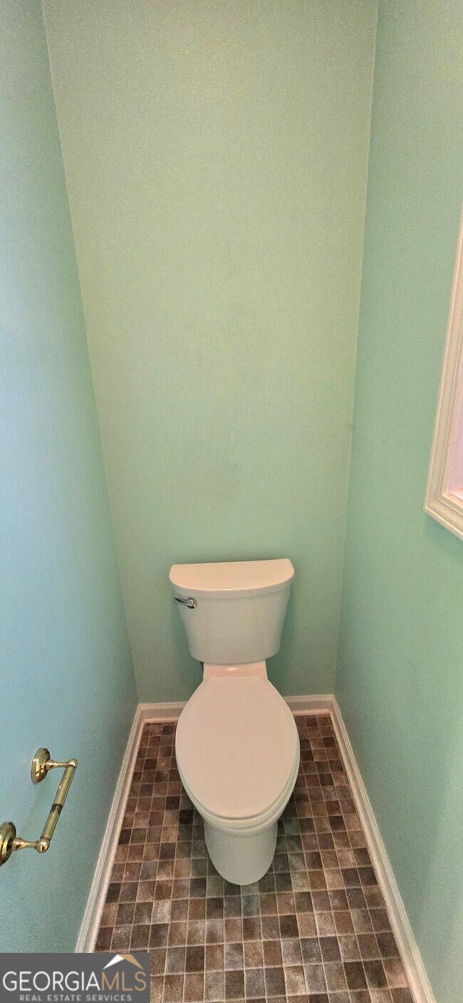 Building Photo - 45 Chemin Pl