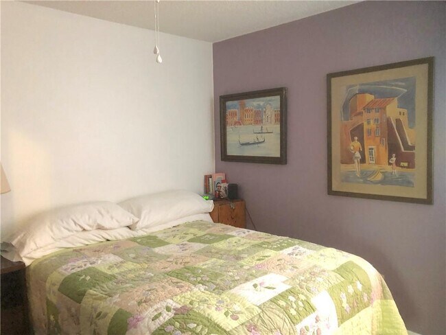 Building Photo - 7303 Grand Canyon Dr