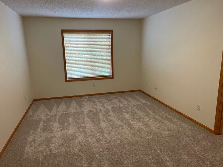 Building Photo - 5987 Sandcherry Pl NW