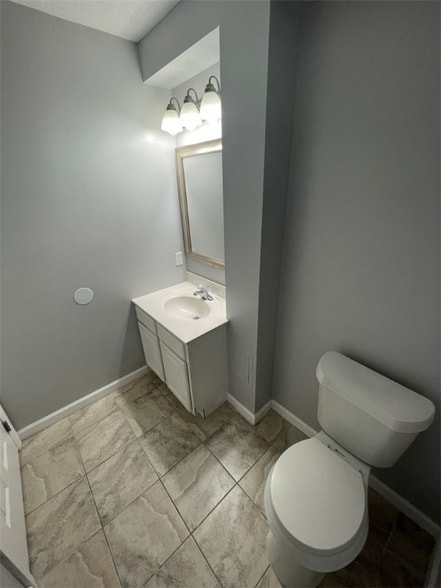 Building Photo - 1513 King Henry Dr