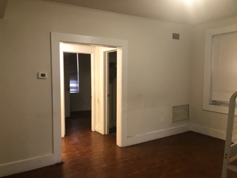 Building Photo - 39 Henry St