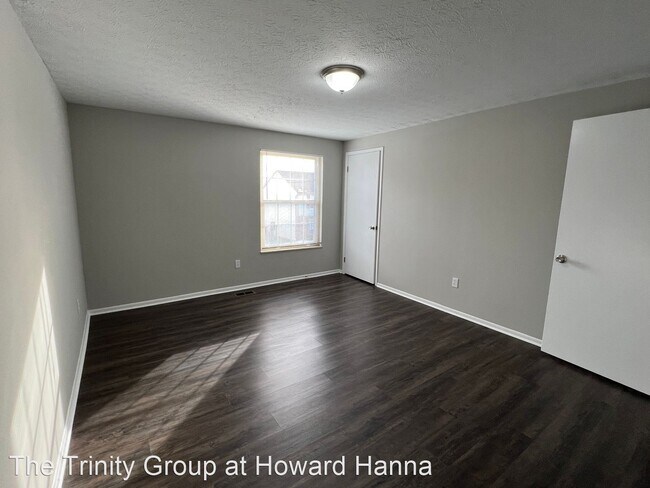 Building Photo - 2 br, 1.5 bath House - 5340 Shiloh Drive