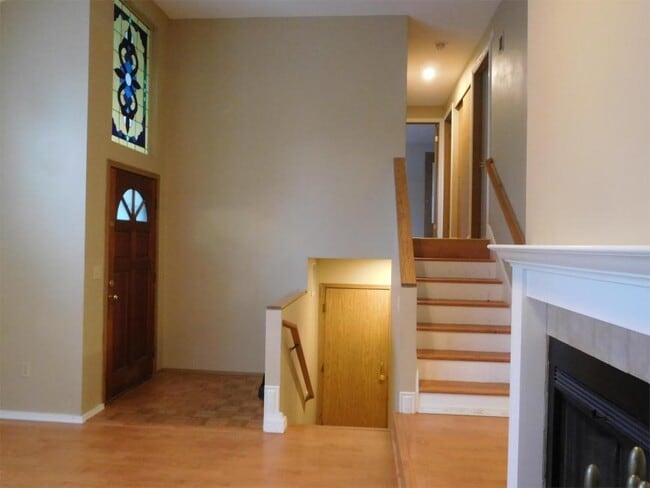 Building Photo - 3 bedroom in Renton WA 98058