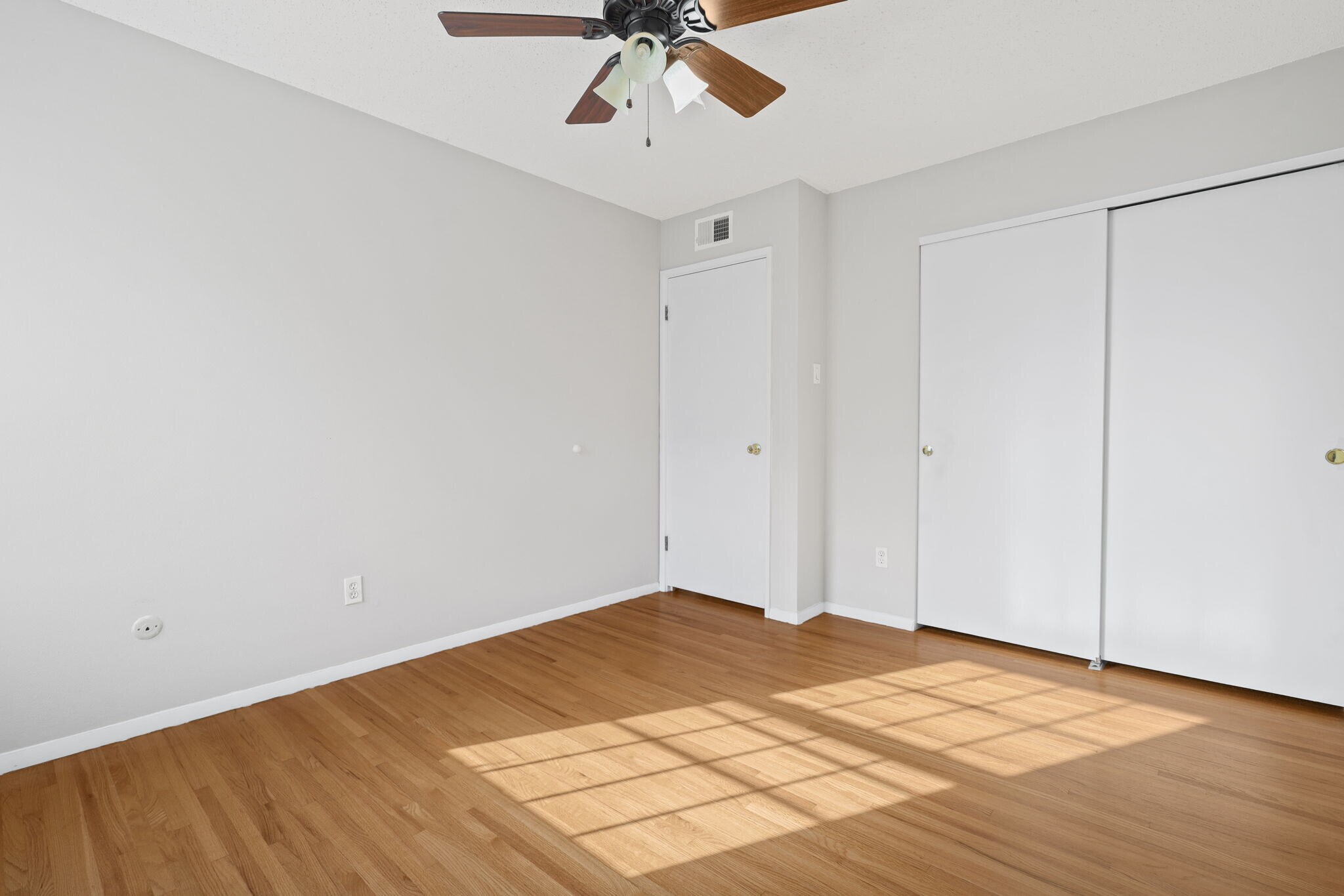 Building Photo - 10411 Corbeil Dr