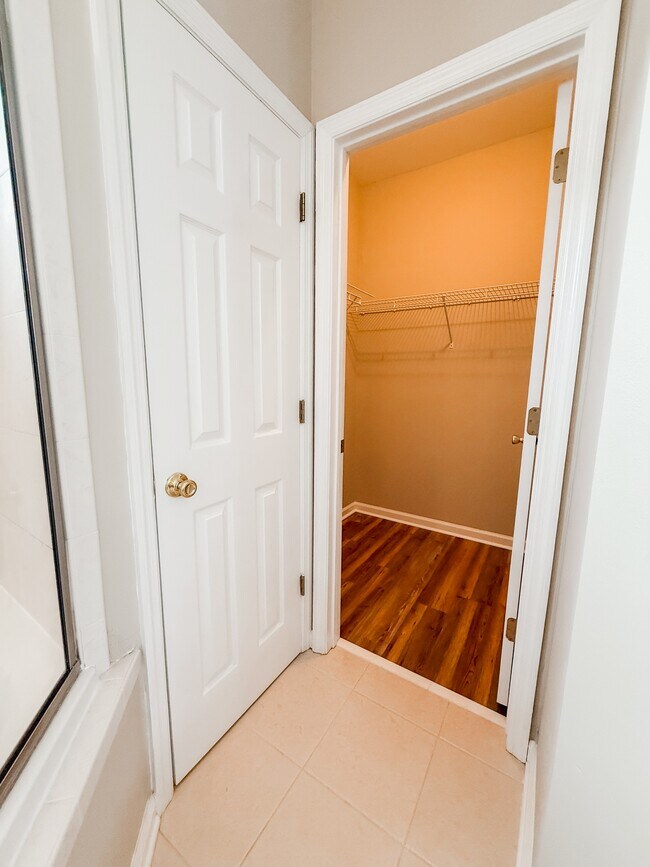 Building Photo - 113 Spokan Trail