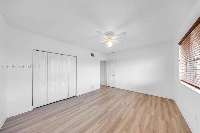 Building Photo - 7801 Hispanola Ave