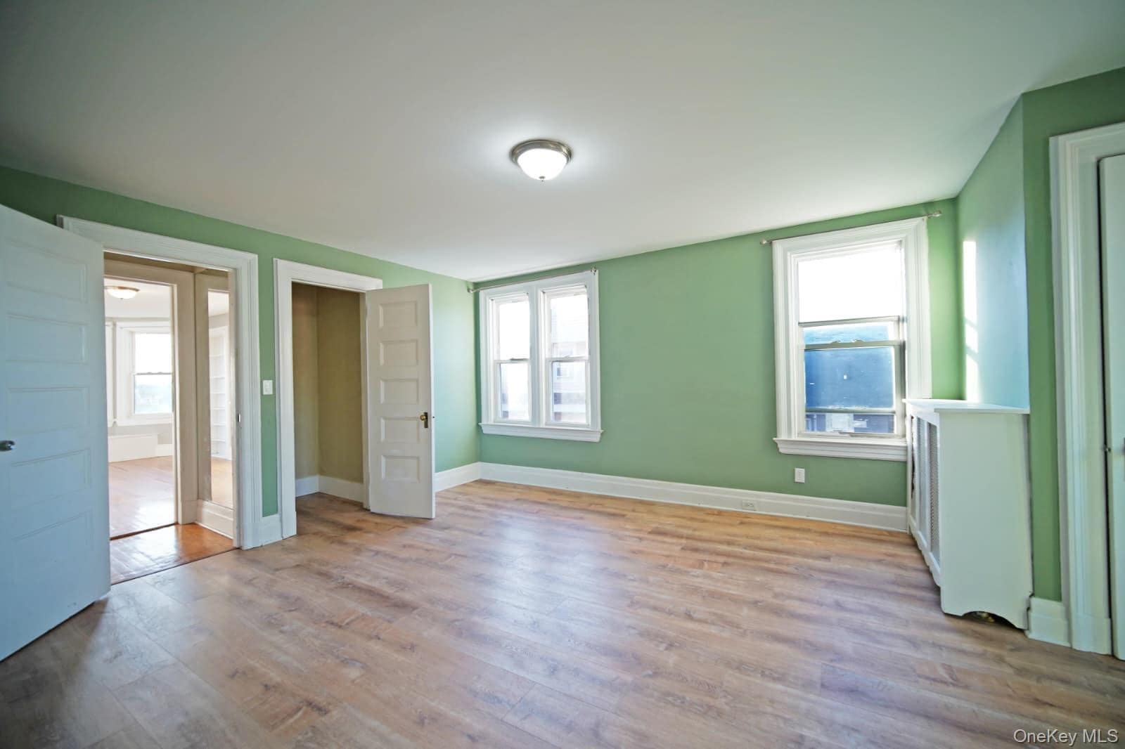 Building Photo - 21 Lake Ave