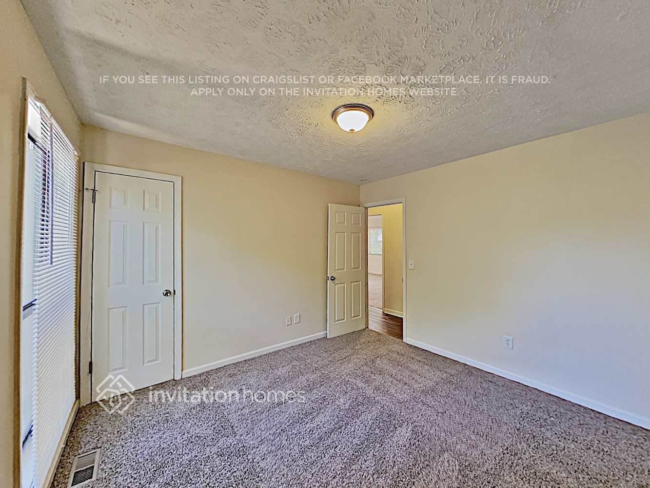 Building Photo - 4042 Maxanne Dr NW