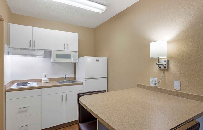 Building Photo - Furnished Studio-Nashville - Airport - Music City