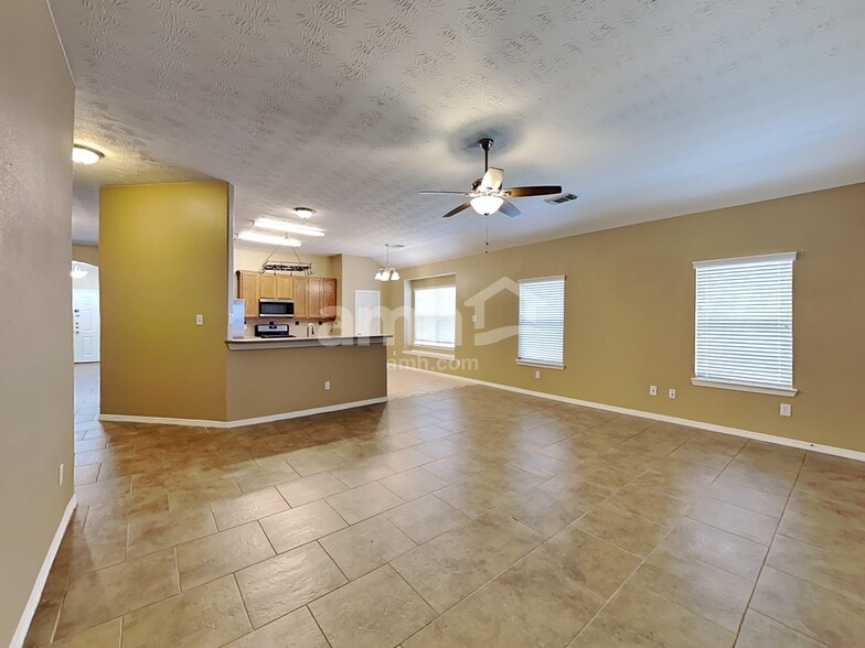 Building Photo - 2315 Perkins Crossing Dr