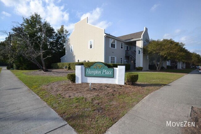 Building Photo - 725 Bragg Dr