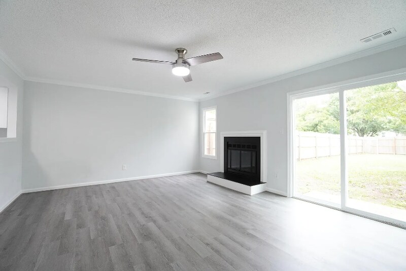 Building Photo - 5234 Johnstown Ln