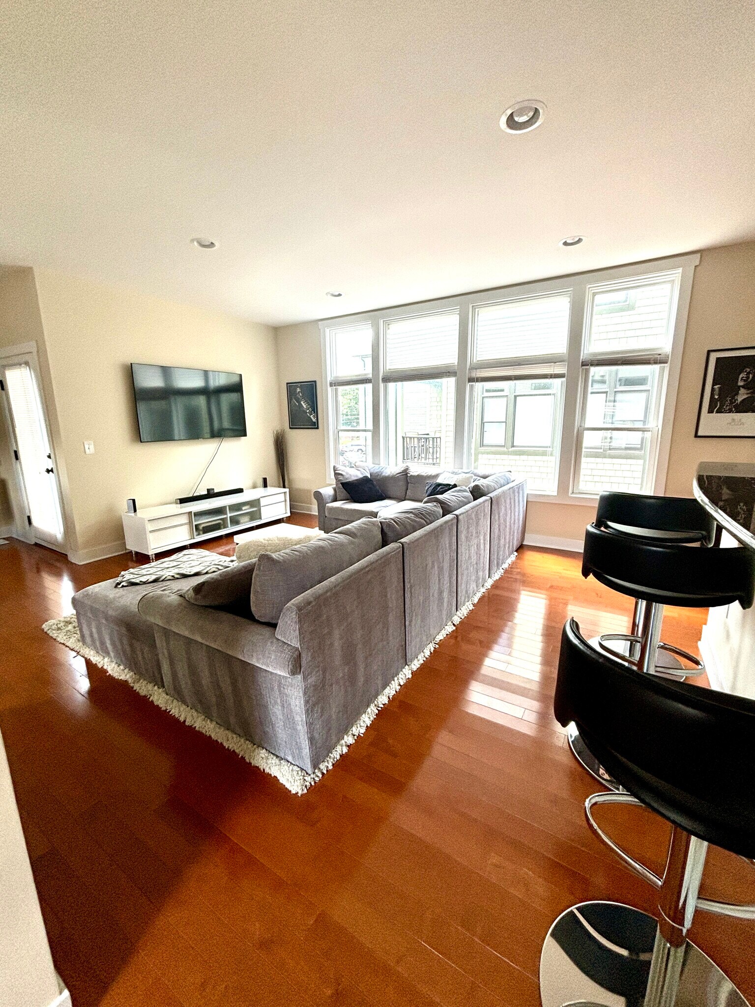 Building Photo - 1455 Mews Ct