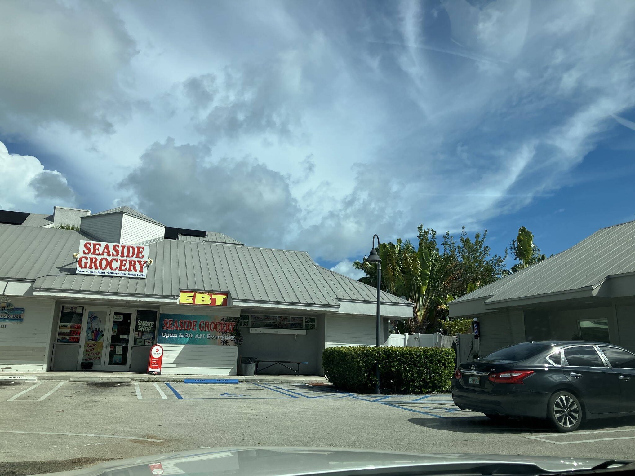 Nearby store, businesses - 63 Seaside North Ct