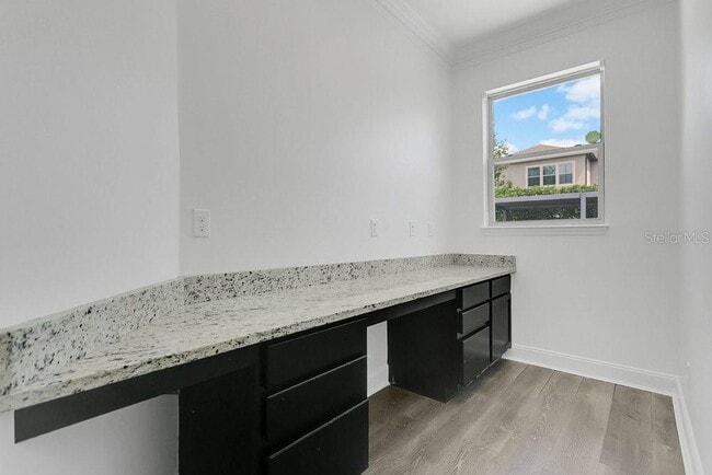 Building Photo - 14105 Larkspur Lake Dr