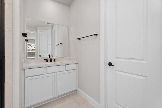 Building Photo - 24126 Orchard Oriole Ct