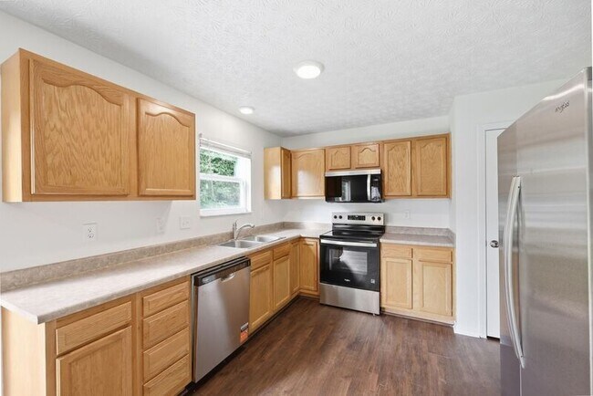 Building Photo - 8245 Crete Ln