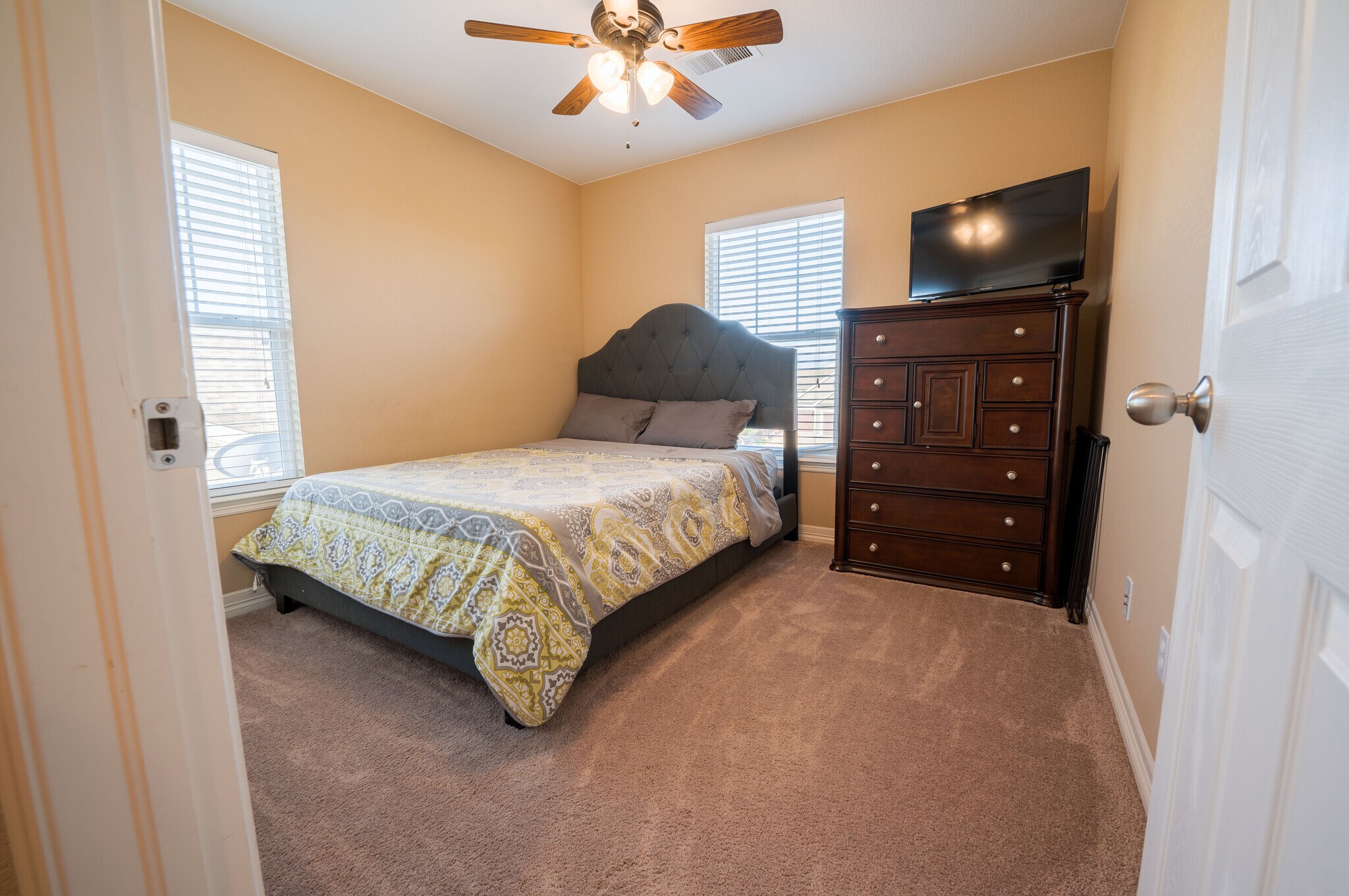 Building Photo - 7047 Whitebark Ln
