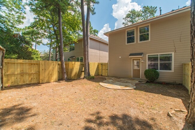 Building Photo - 262 Liriope Ct