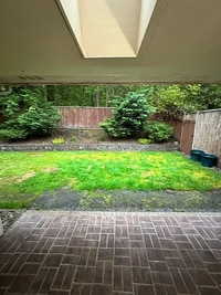 Building Photo - Nice 2 plus Bedroom 2 Bath Duplex in Puyallup!! Nice Location!!